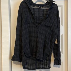 Womens Billabong blouse- size Large